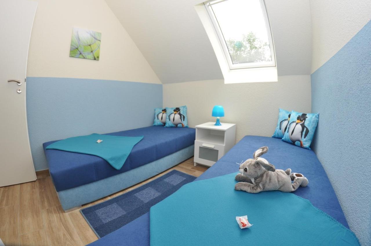 Ferienhaus Mueritzzauber / Og-Appartement Marienfelde Esterno foto